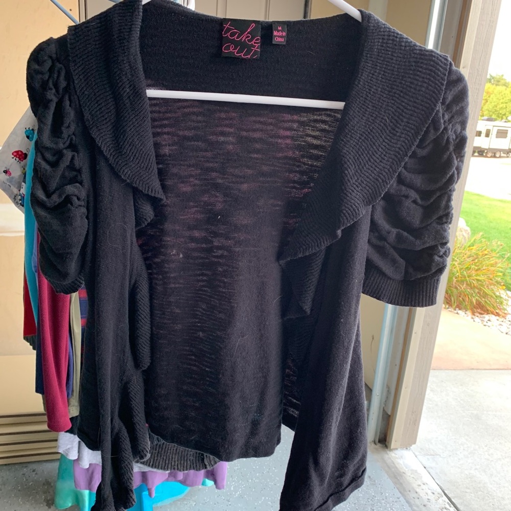Junior’s Crop Sweater - Medium - Like New
